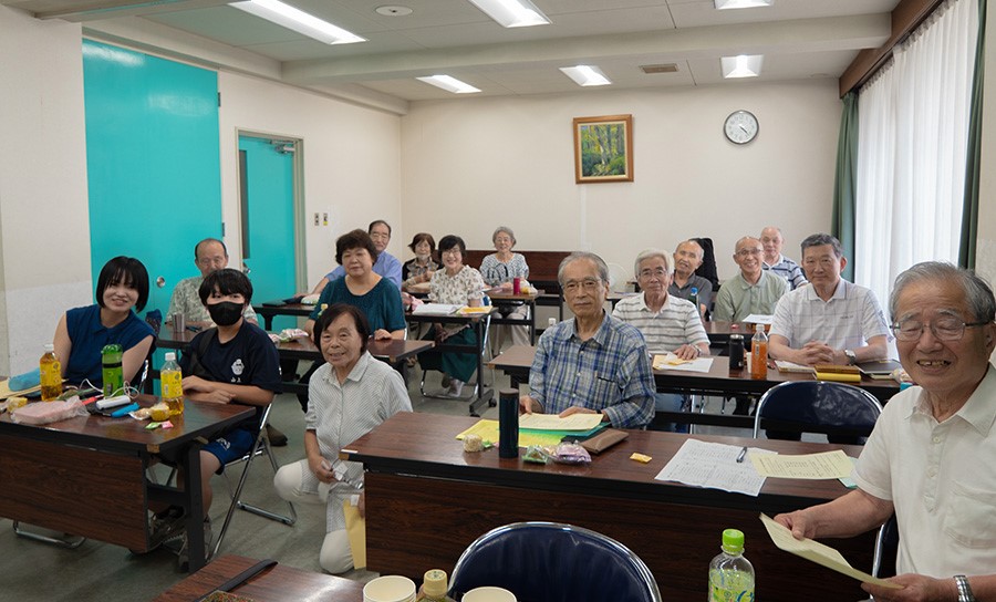 句会の様子の写真